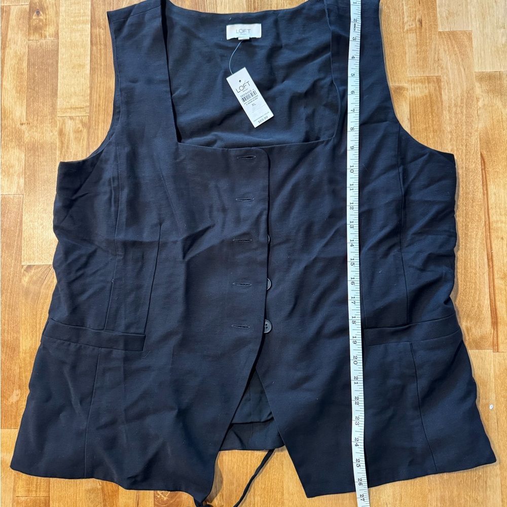 LOFT Black Tailored Sleeveless Button Vest